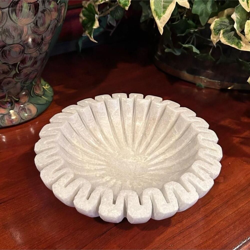 Elegant Gray Marble Decorative Ruffle Bowl
